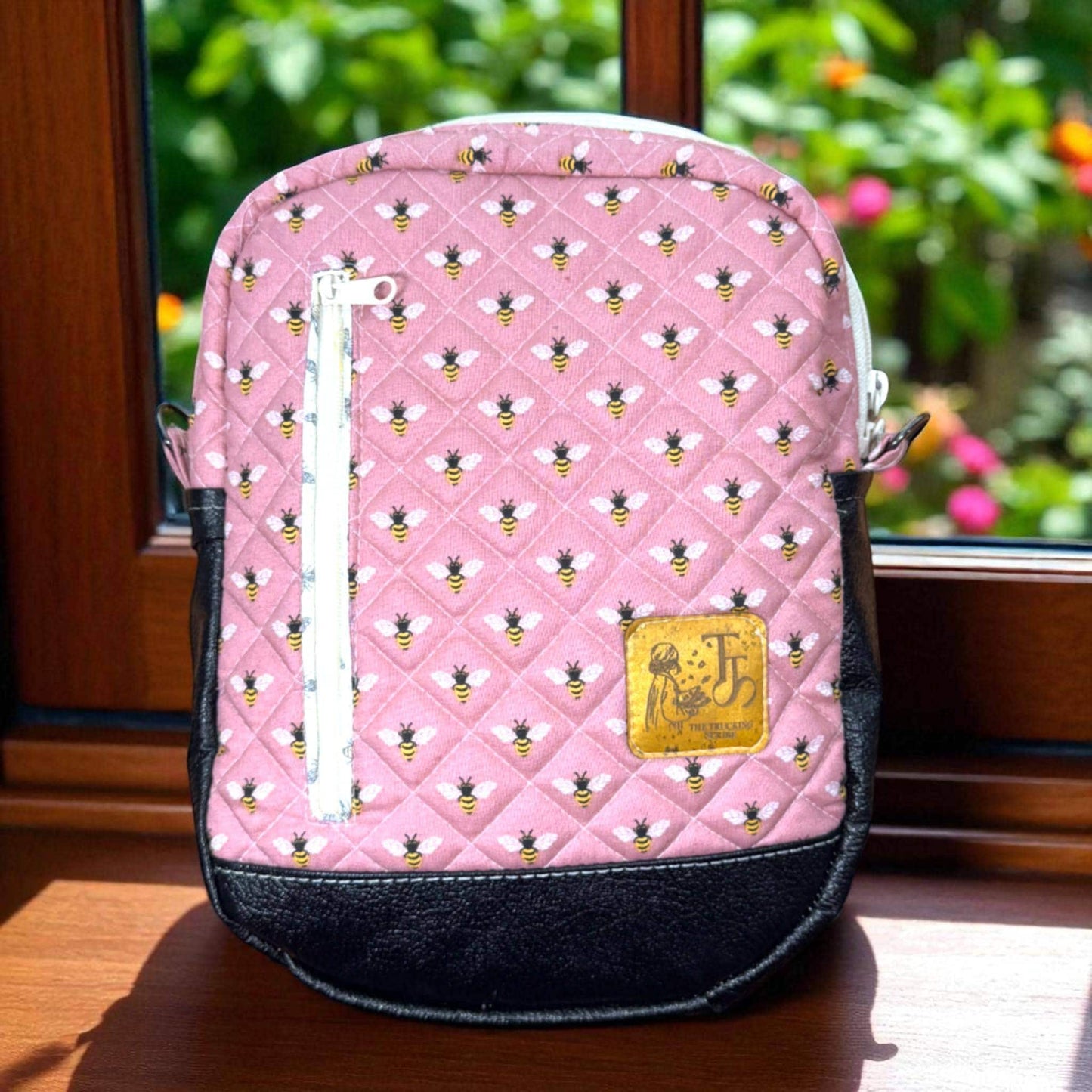 Hearthside Edition โ Honeybee Cottage Quilted Crossbody Bag โ Peppermint Lane 2025 โ Pink & Brown Bee Purse โ Cargo Stitch Co