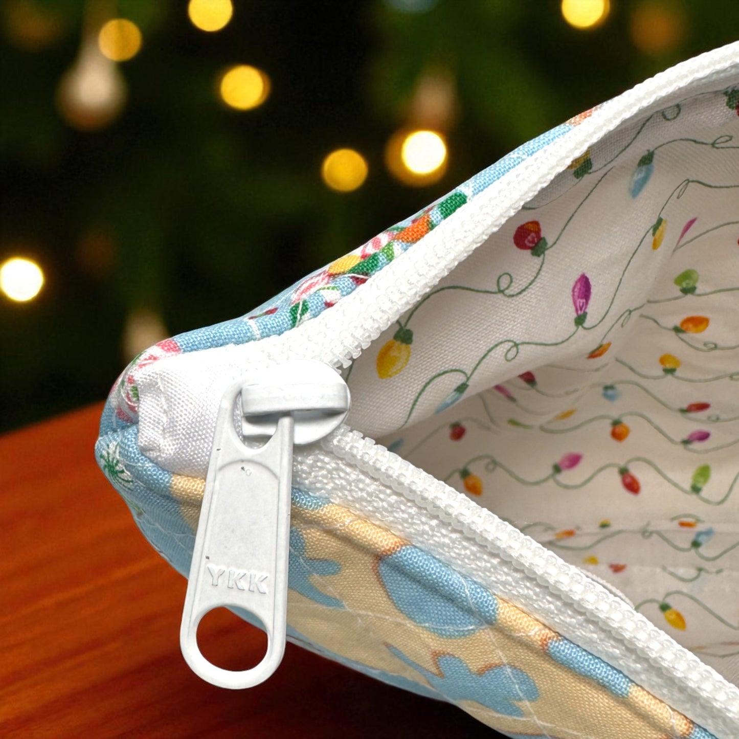 Maker’s Pouch Duo – Holiday Cat Parade Quilted Zipper Bag Set (With Yellow Chalk Marks)