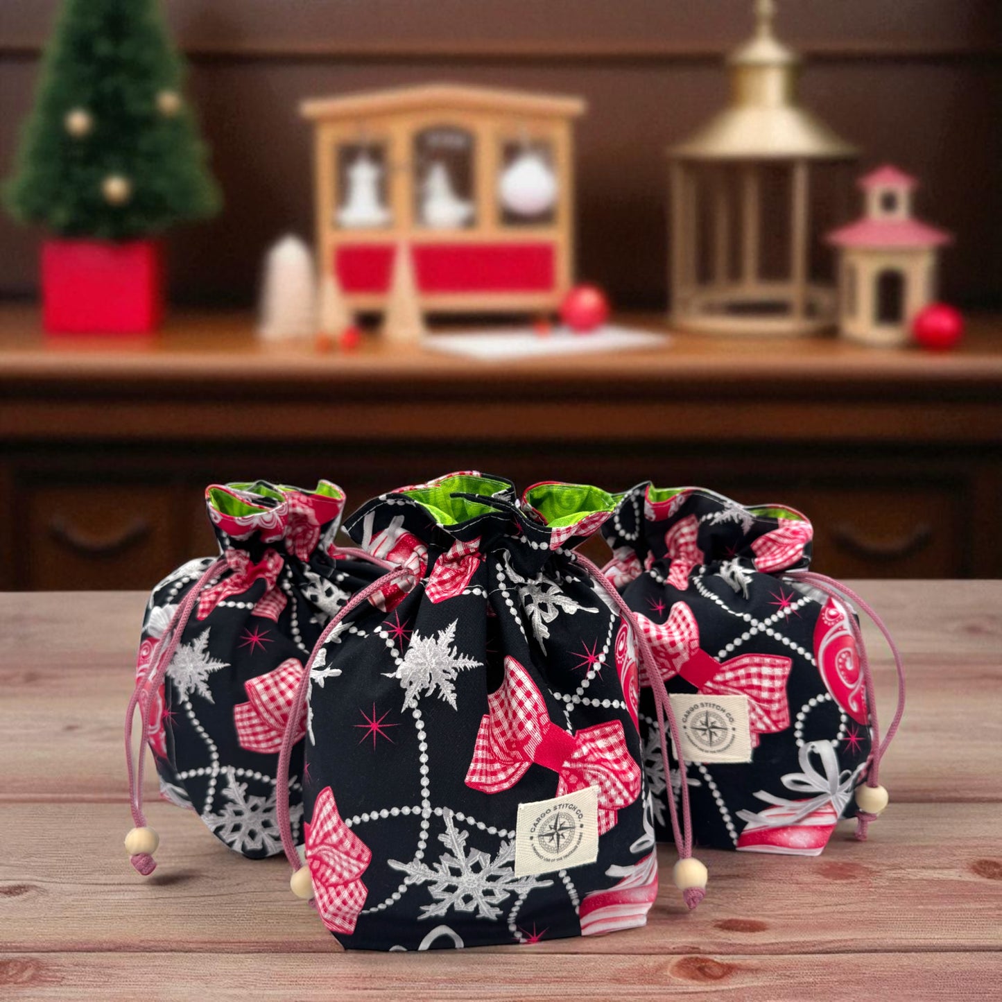 Ornament Drawstring Gift Bag – Small Reusable Fabric Bag for Christmas, Stocking Stuffers, Holiday Wrapping