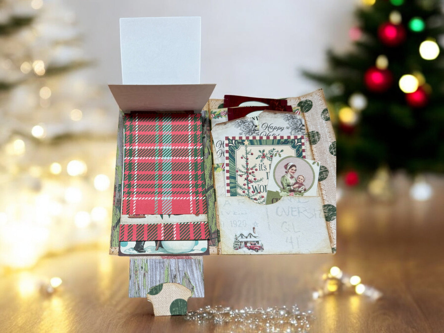 Vintage Christmas On The Farm Folio, Old Farmhouse Junk Journal, Rustic Barn, Cozy Farm Animals, Homespun Theme, Interactive Waterfall