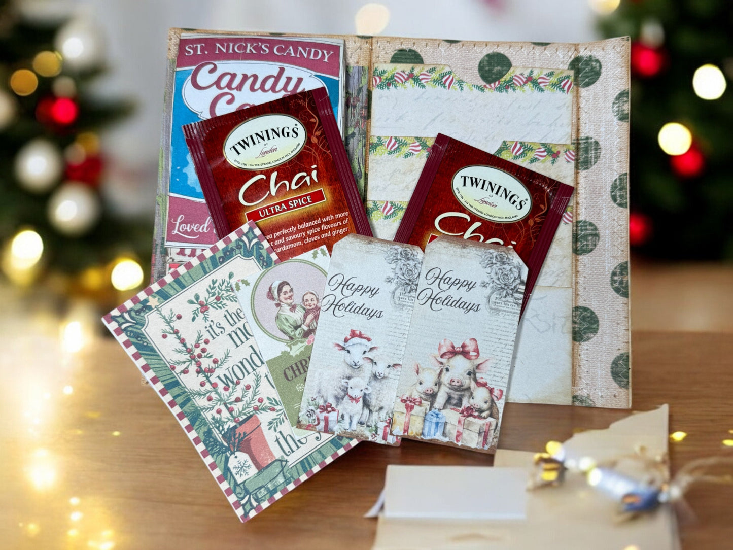 Vintage Christmas On The Farm Folio, Old Farmhouse Junk Journal, Rustic Barn, Cozy Farm Animals, Homespun Theme, Interactive Waterfall