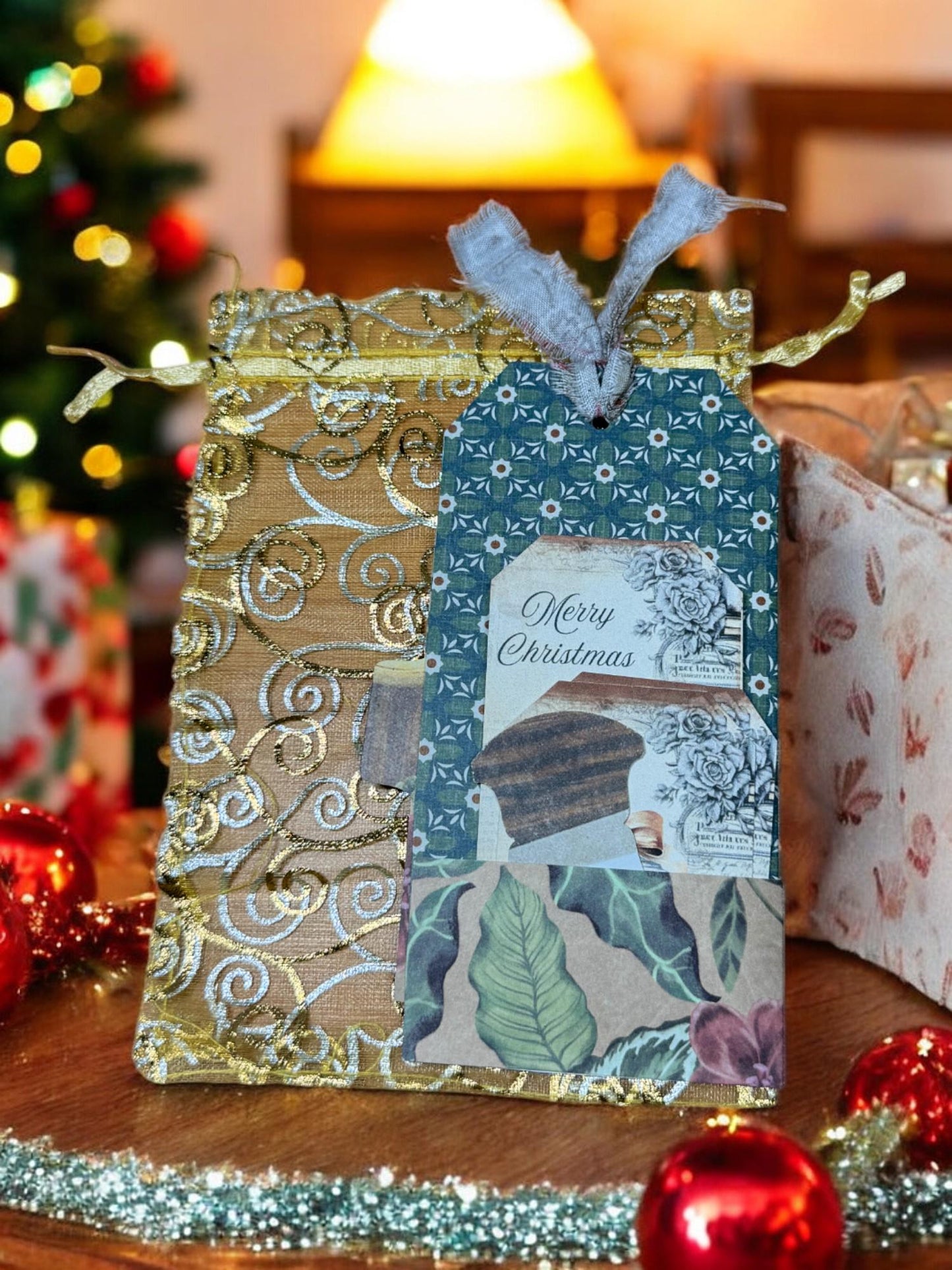 Loaded Green Christmas Junk Journal Tags • Triple‑Pocket Ephemera Tag Kit • Holiday Crafting & Teacher/Office Gift