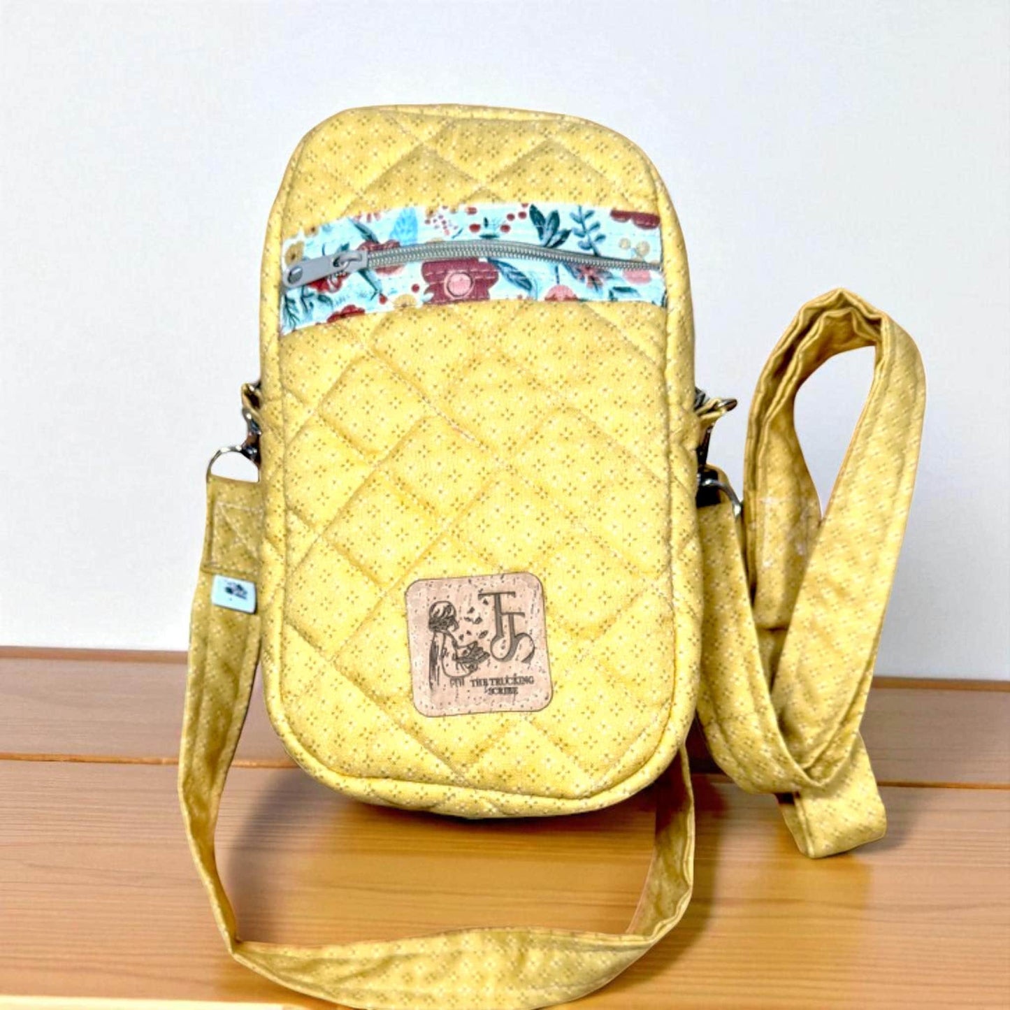 Quilted Floral Crossbody Bag: Golden Bloom Small Sling Purse