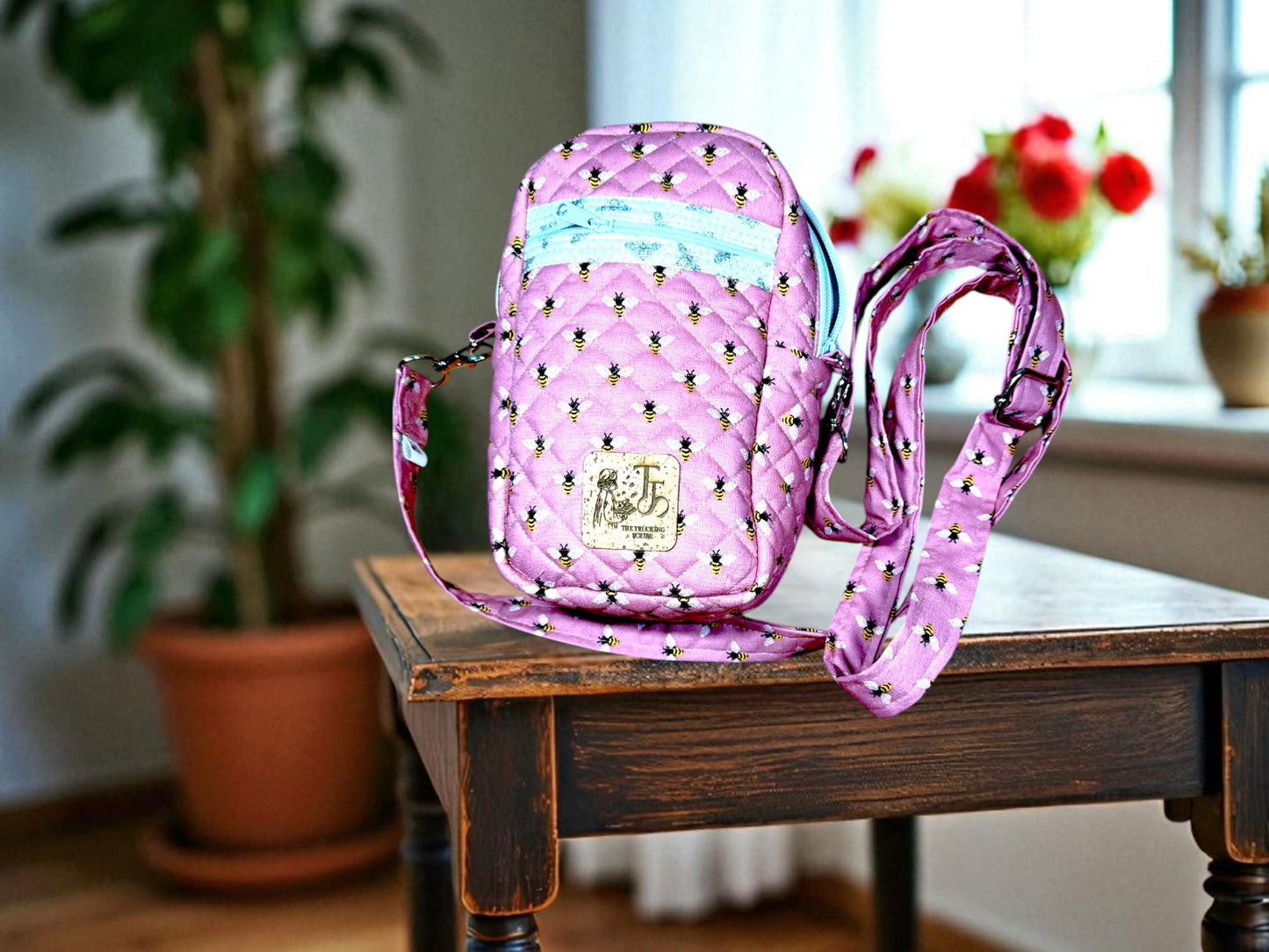 Quilted Bee Print Crossbody Bag: Handmade Cotton Sling Purse