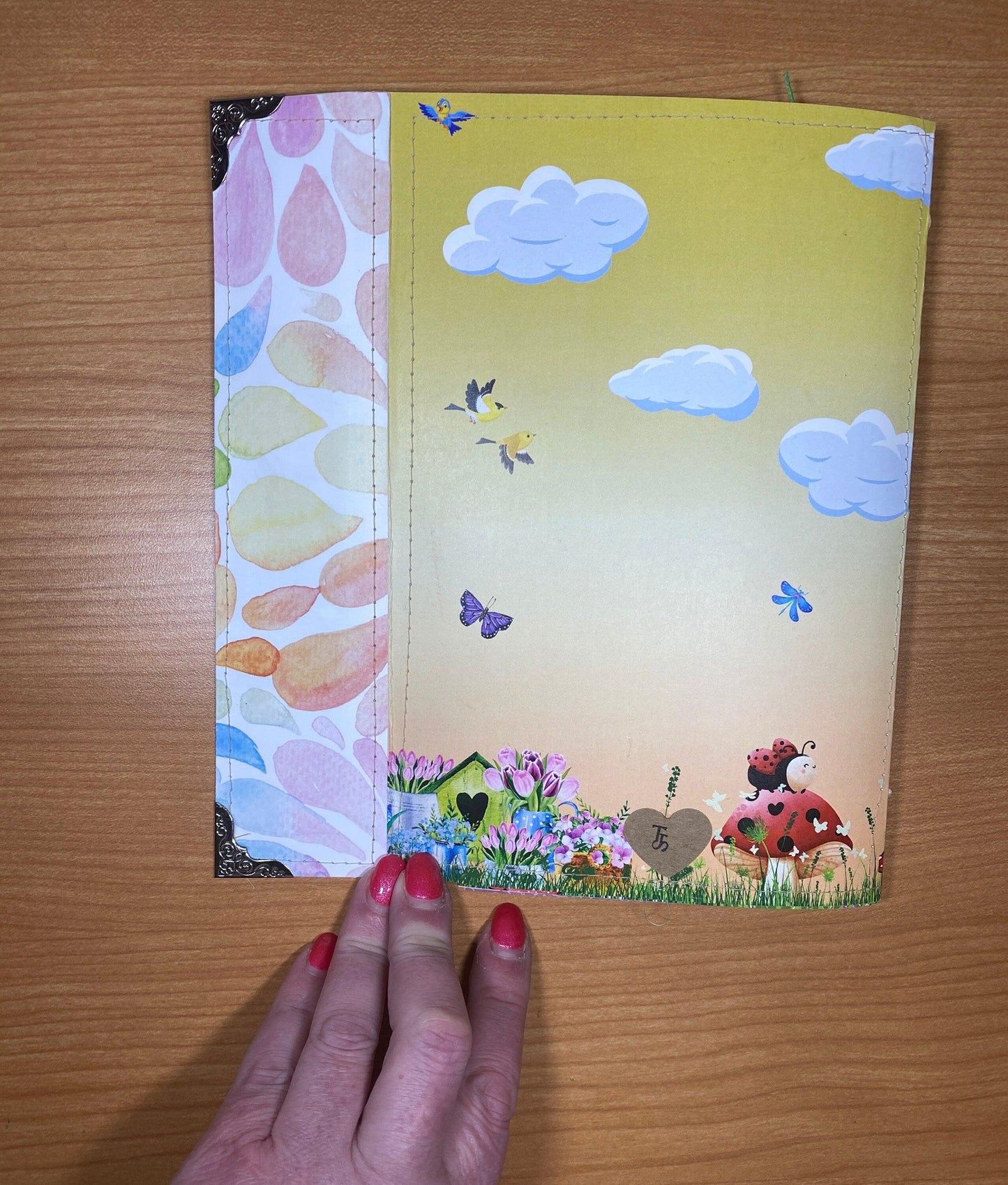 Gnome Prayer Junk Journal Folio – Faith-Based Floral Keepsake with Hebrews 13:5 Notebook Diary