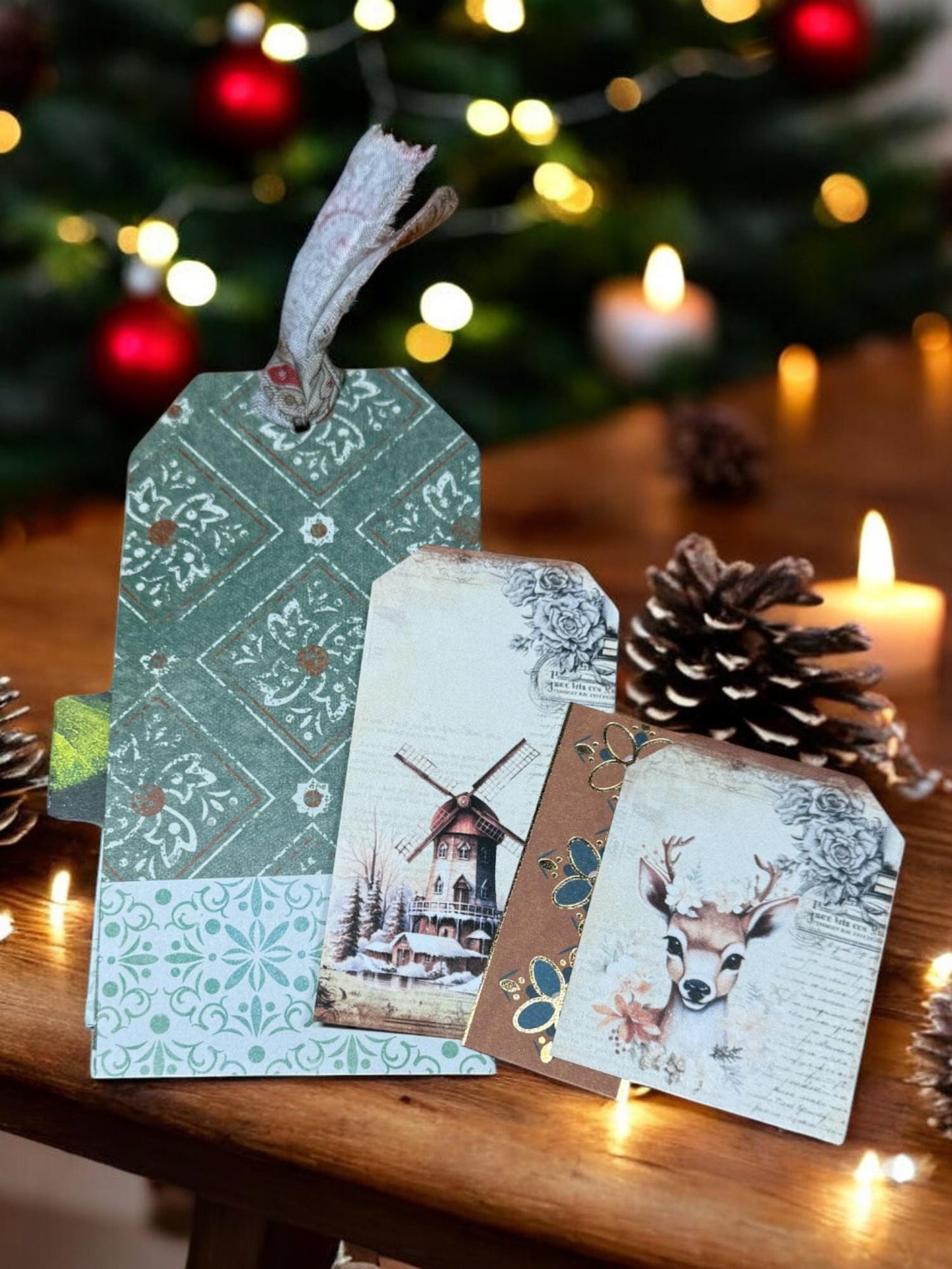 Green Christmas Junk Journal Tag – Triple Pocket Loaded Tag with Mini Notebook & Ephemera for Vintage Holiday Journaling