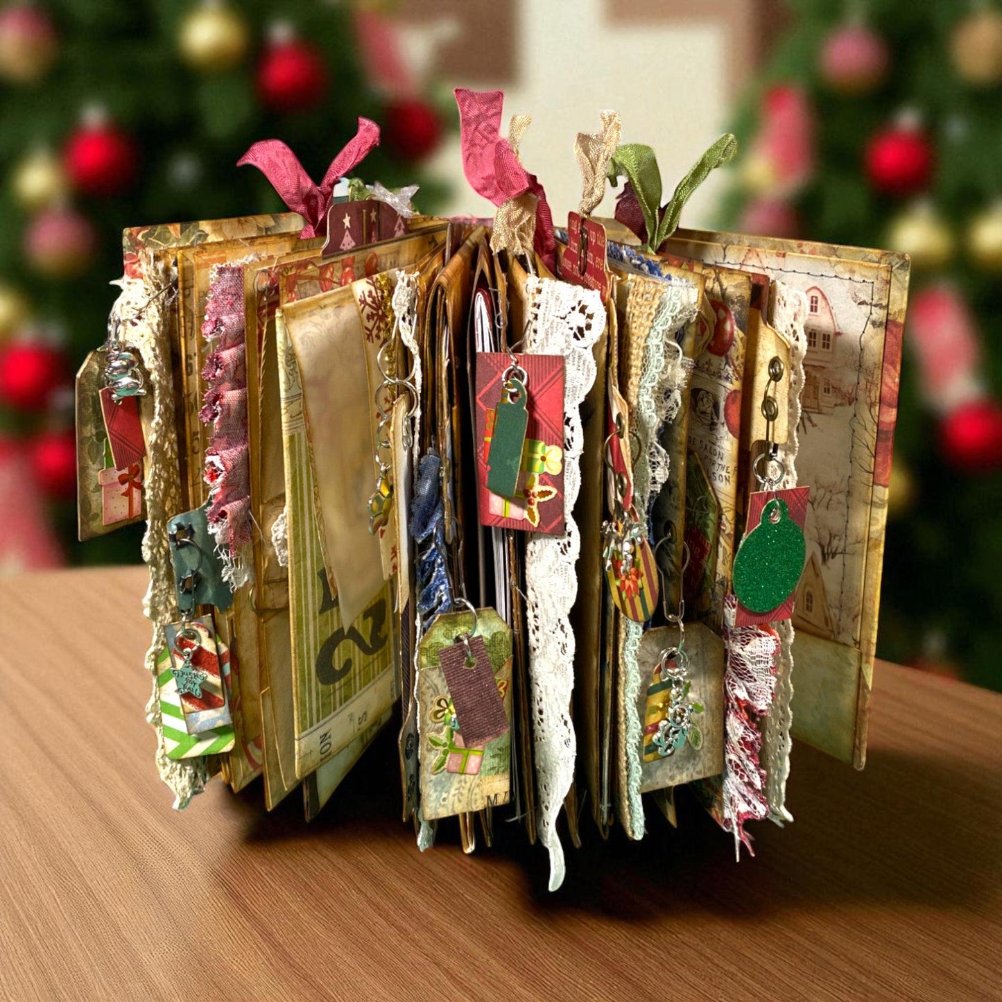 Luxury Christmas Junk Journal – One-of-a-Kind Expandable Holiday Memory Keeper – Handmade Victorian-Inspired Heirloom Gift