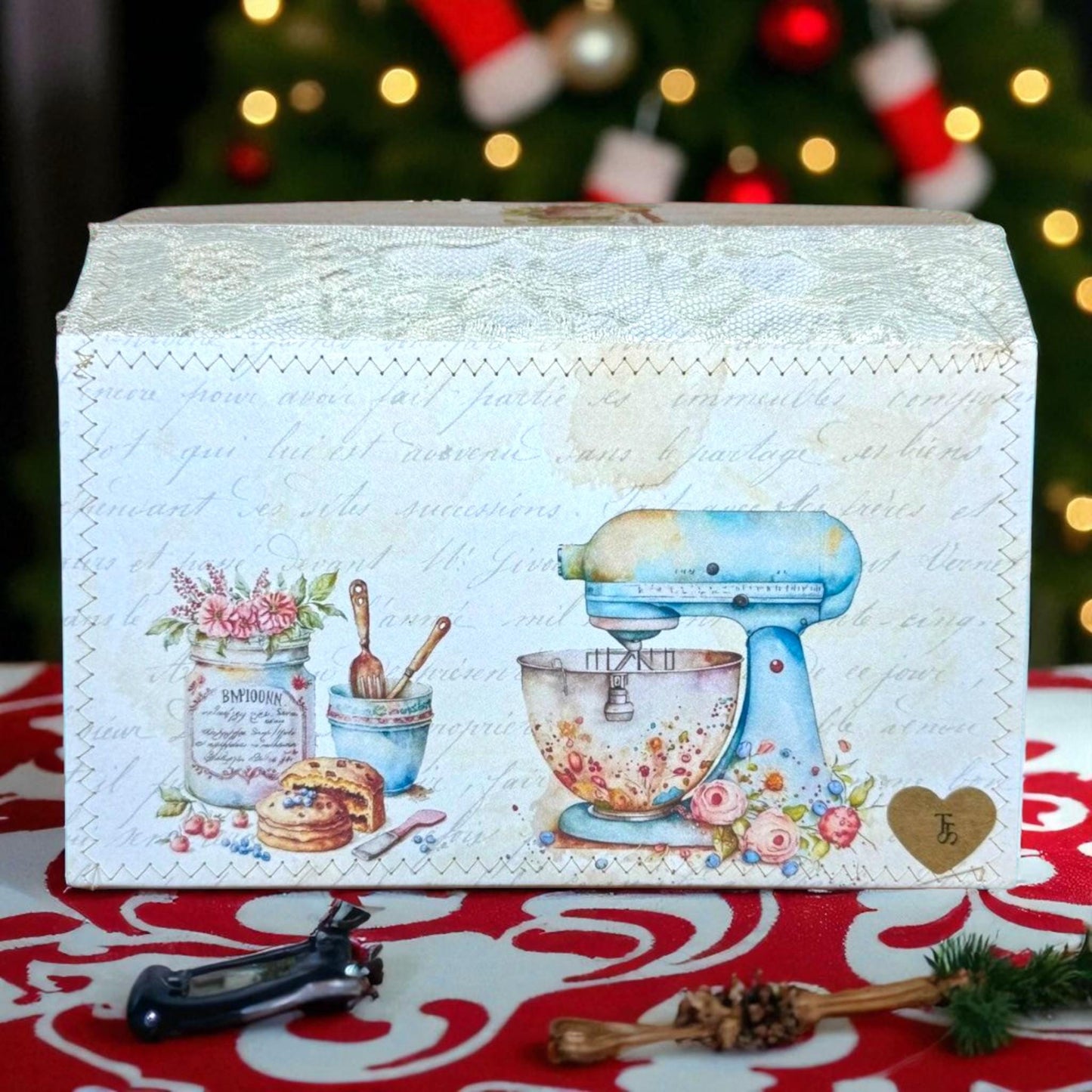 Gingersnap’s Hearthside Bake Shop – Peppermint Lane Christmas Envelope Folio | Holiday Printable Paper Goods | Baking Journal Kit