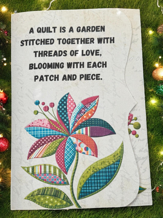 A Quilt Is Like A Garden Folio: A Trifold Junk Journal with Tags and Journaling Cards | Christmas Gift | Gift Card Holder | Patchwork Book