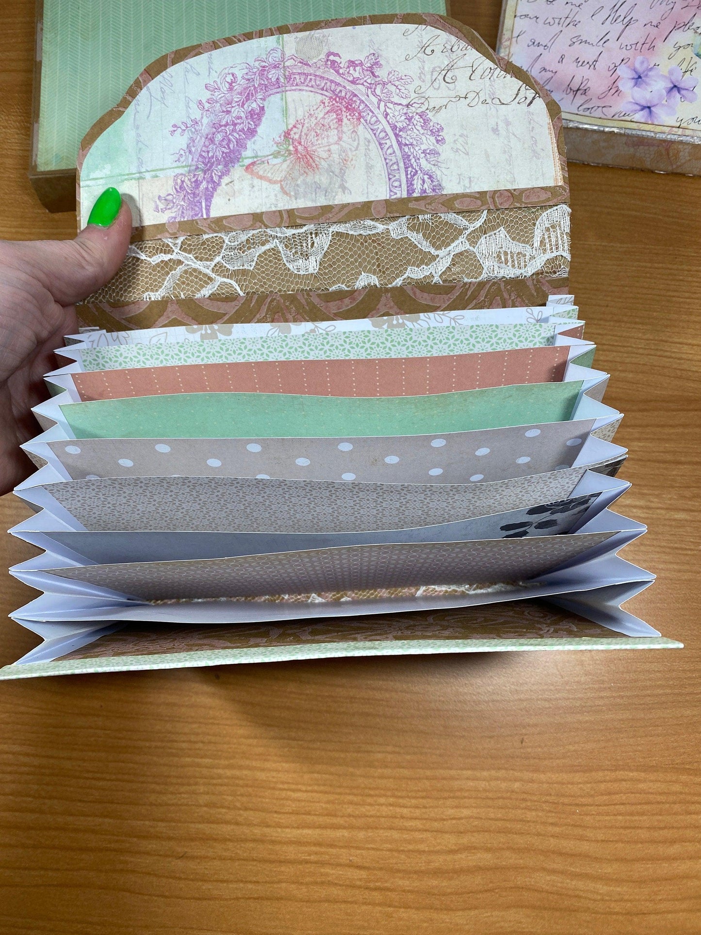 Pink Accordion File Organizer – 9-Pocket Expandable Folder, Ephemera & Receipt Storage, Junk Journal Supply Holder