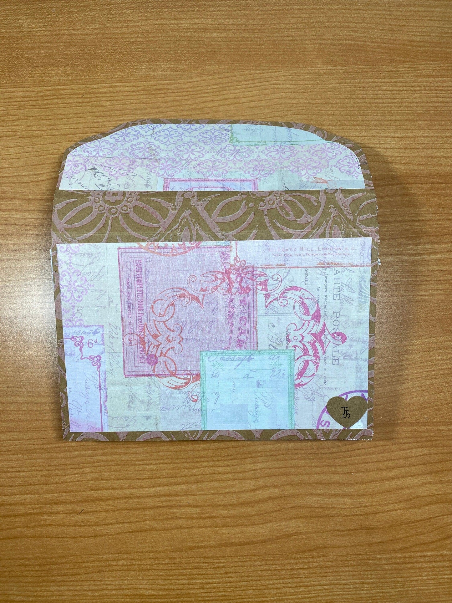 Pink Accordion File Organizer – 9-Pocket Expandable Folder, Ephemera & Receipt Storage, Junk Journal Supply Holder