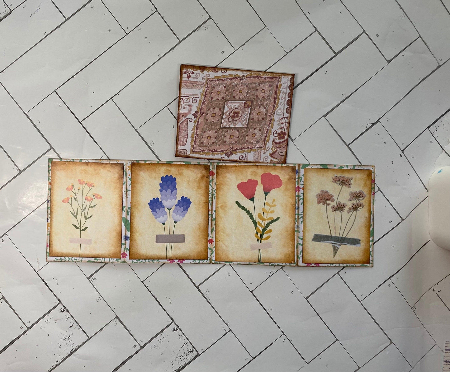 Vintage Flowers ATC Card Folio: Artist Trading Card Holder