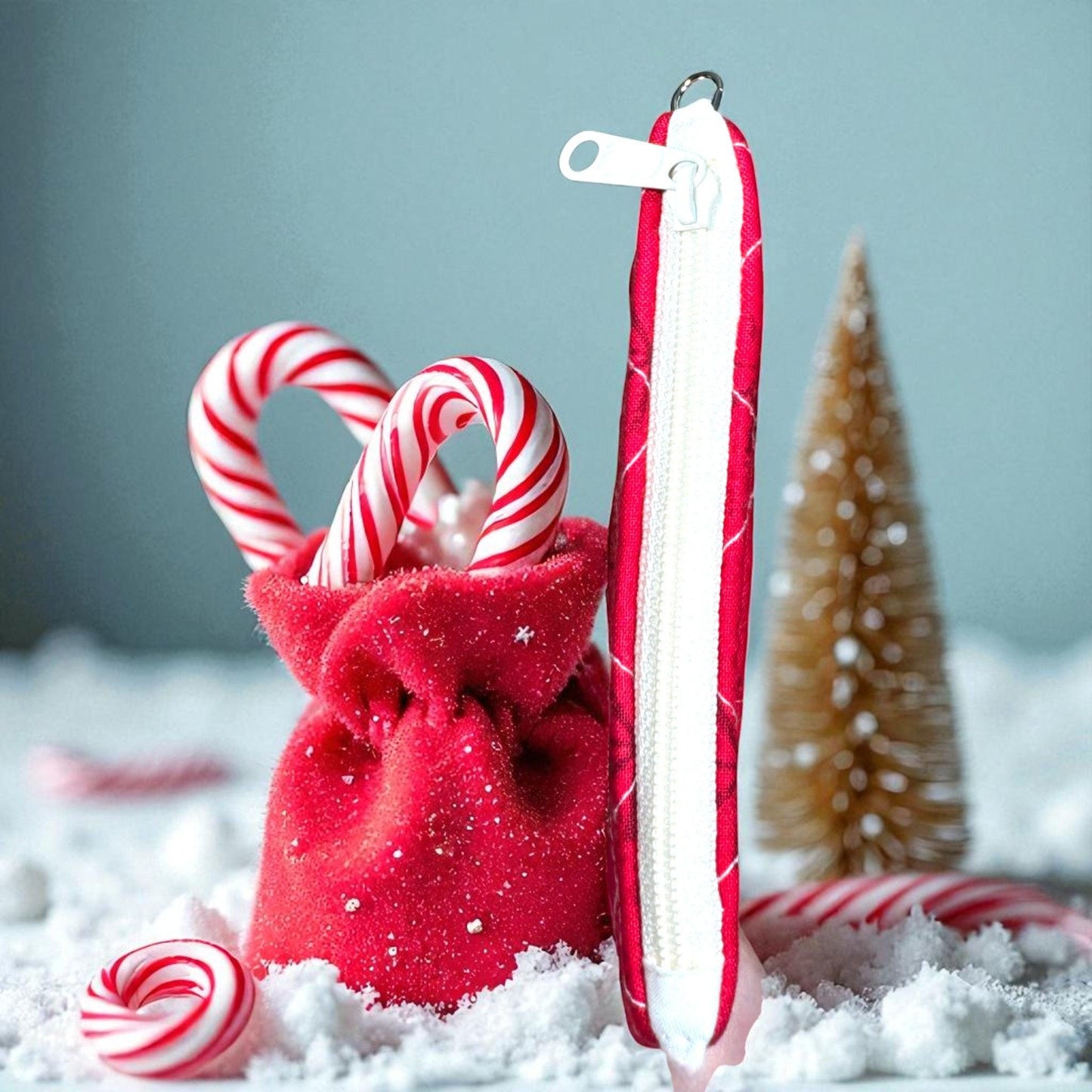 Peppermint Stripe Quilted Pouch – Peppermint Lane 2025 | Handmade 5×7 Zipper Bag with Pocket & Clip | Holiday Cosmetic Bag | Cargo Stitch