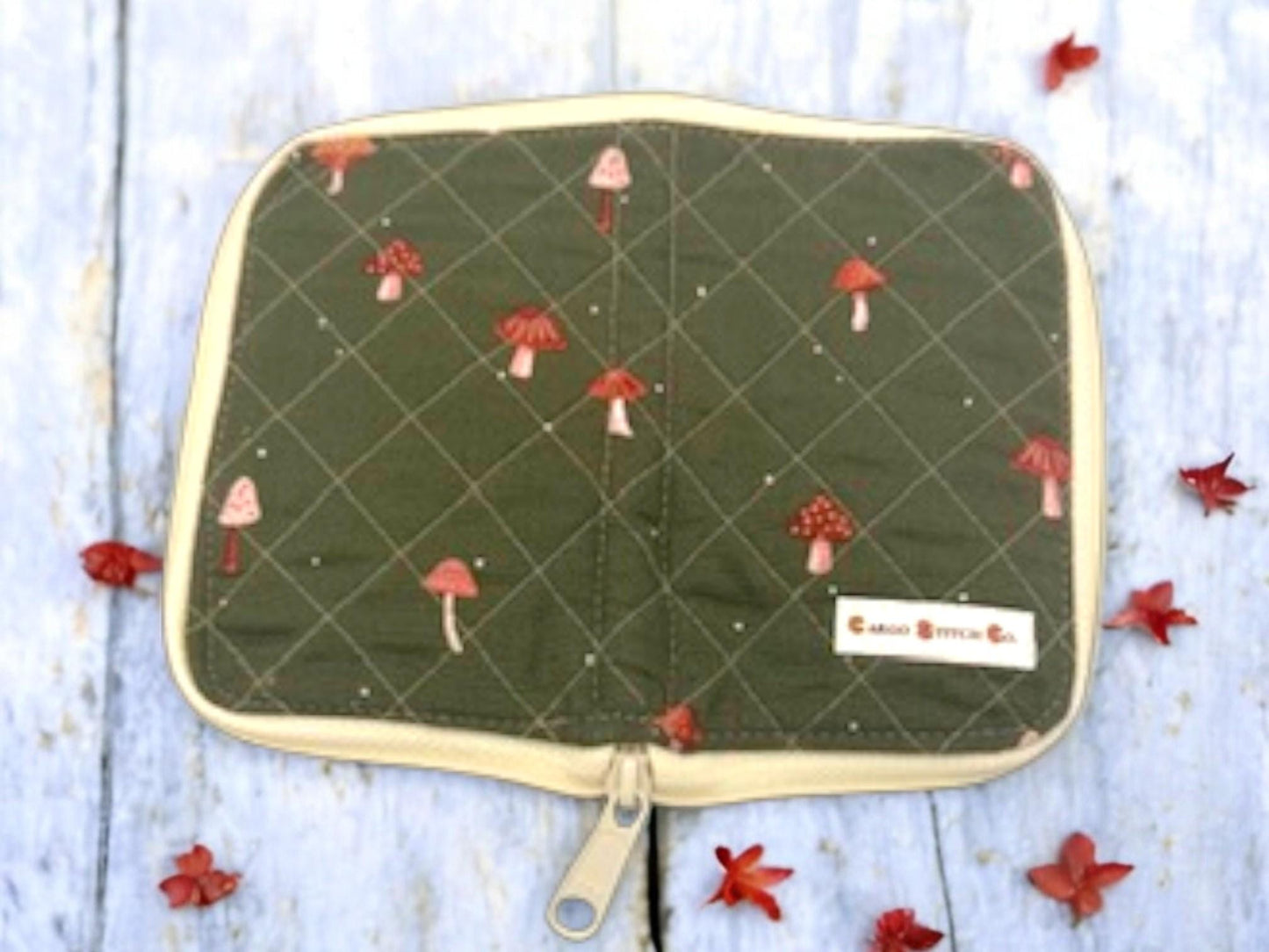 Floral & Mushroom Tea Wallet – Quilted 4-Pocket Tea Bag Organizer | Handmade Travel Pouch by Cargo Stitch Co.