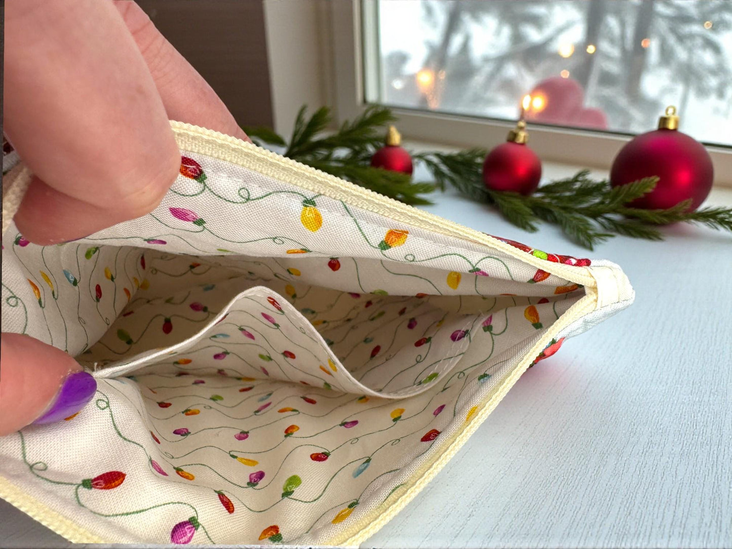 Peppermint Lane Everyday Cat Pouch – Quilted Zipper Bag with Inner Pocket | 7x8 Christmas Cat Pouch – Cargo Stitch Co.