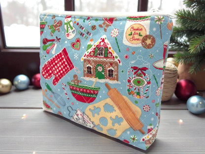 Christmas Baking Quilted Zipper Pouch | Large Holiday Project Bag | Gingerbread Christmas Makeup Bag | Handmade Gift for Baker
