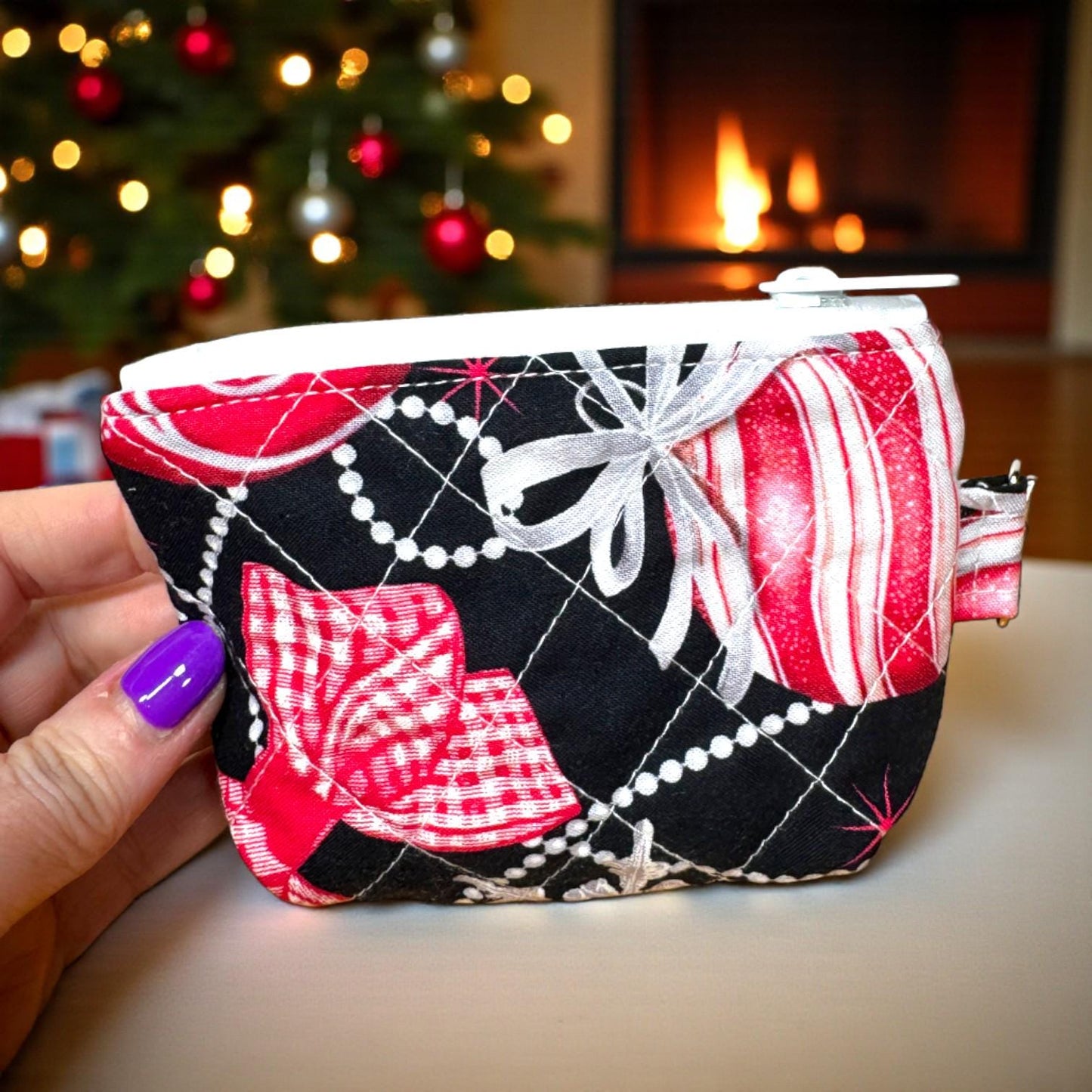 Everyday Peppermint Lane Pouch and Tea Wallet – Holiday Bow Bundle Maker’s Table Edition Studio Seconds from the Cargo Stitch Co. Workshop