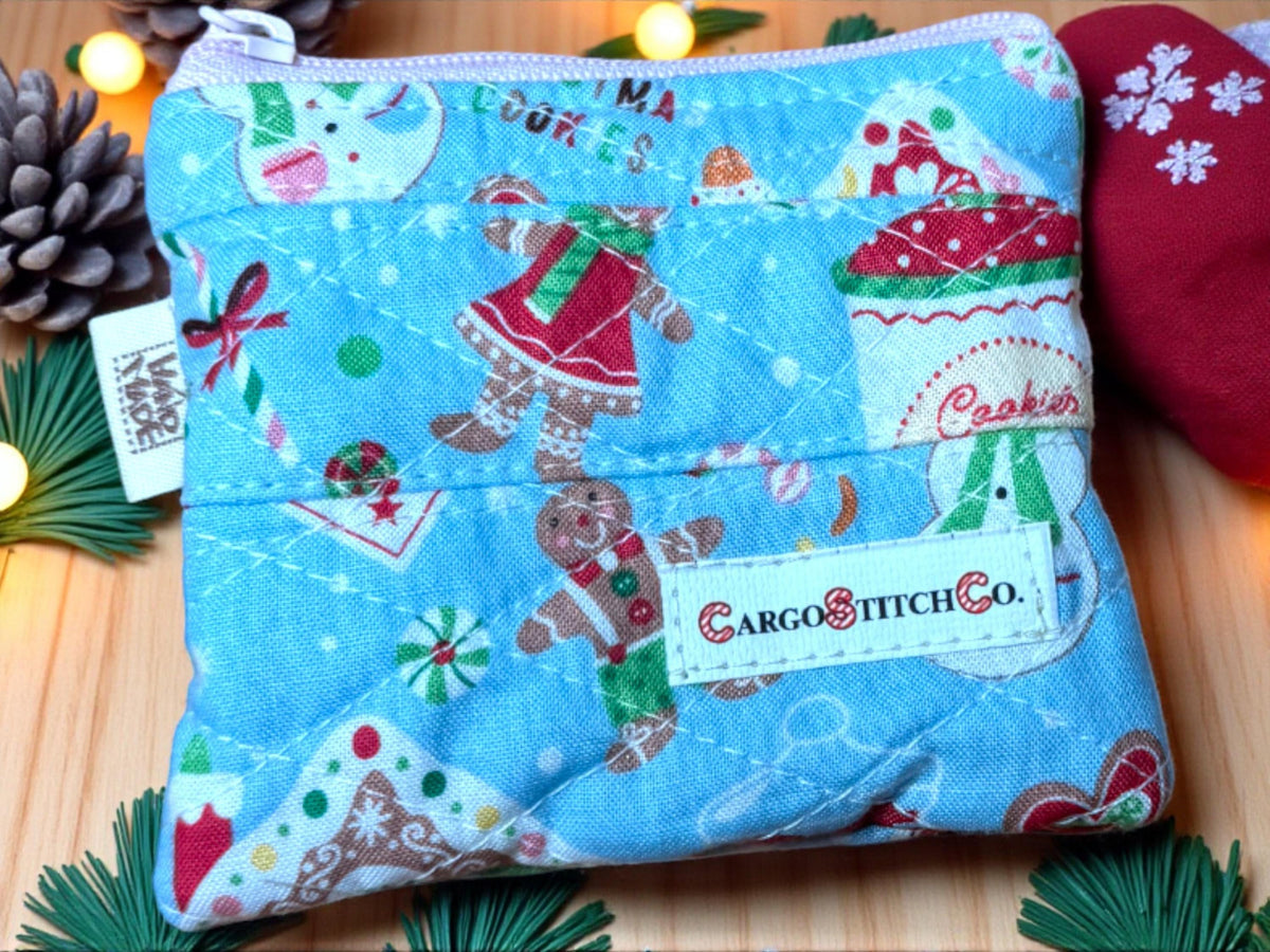 Christmas Mini Zipper Pouch, Quilted Coin Purse, Peppermint Lane Scrap Series, Small Holiday Gift, Stocking Stuffer