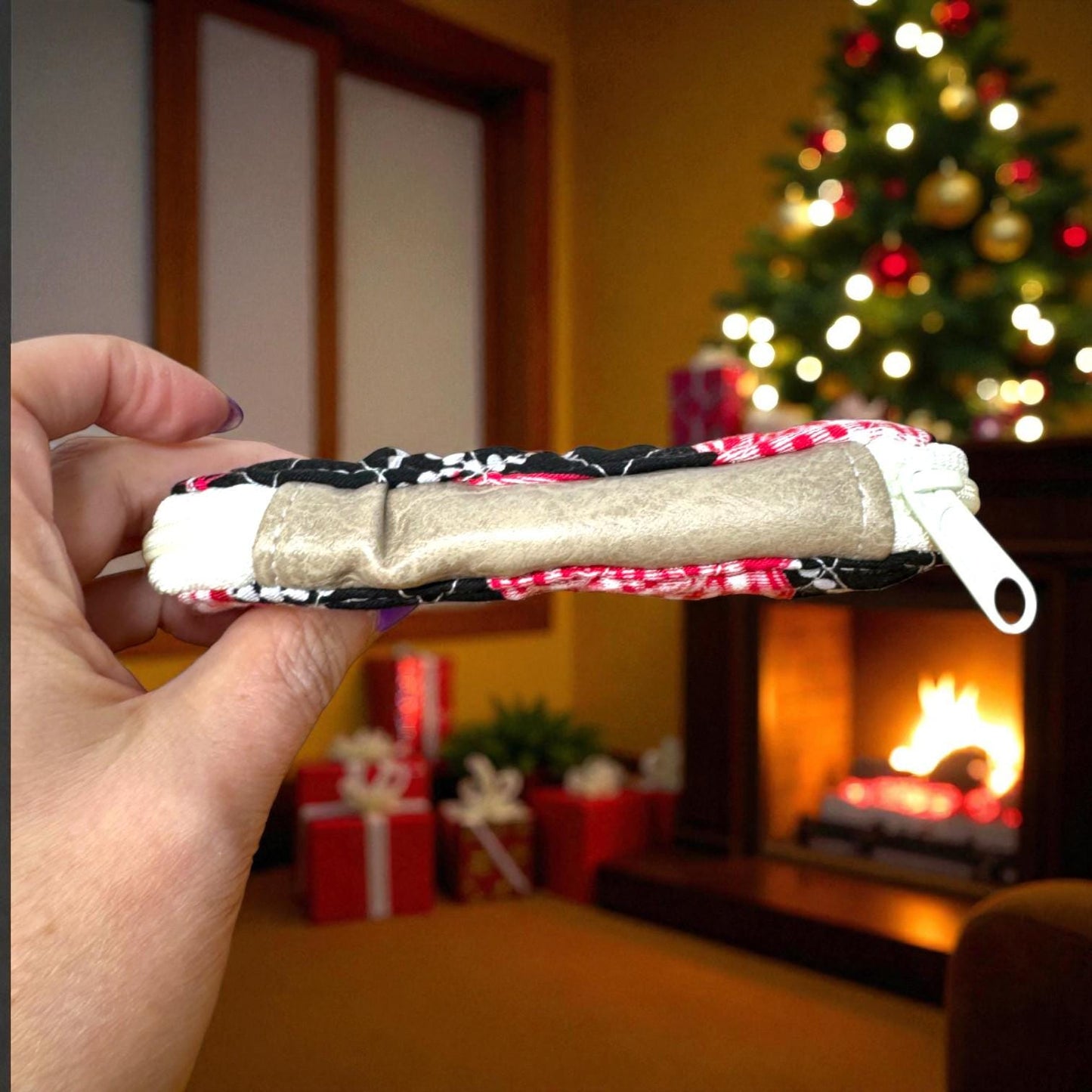 Everyday Peppermint Lane Pouch and Tea Wallet – Holiday Bow Bundle Maker’s Table Edition Studio Seconds from the Cargo Stitch Co. Workshop