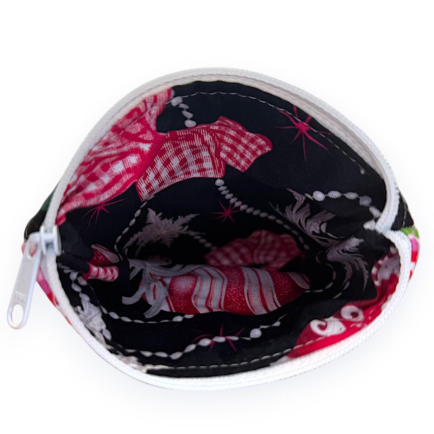 Peppermint Lane Christmas Patchwork Pouch – 5.5 x 5 Quilted Zipper Bag, Cat Holiday Mini Wallet, Scrappy Limited Edition Stocking Stuffer