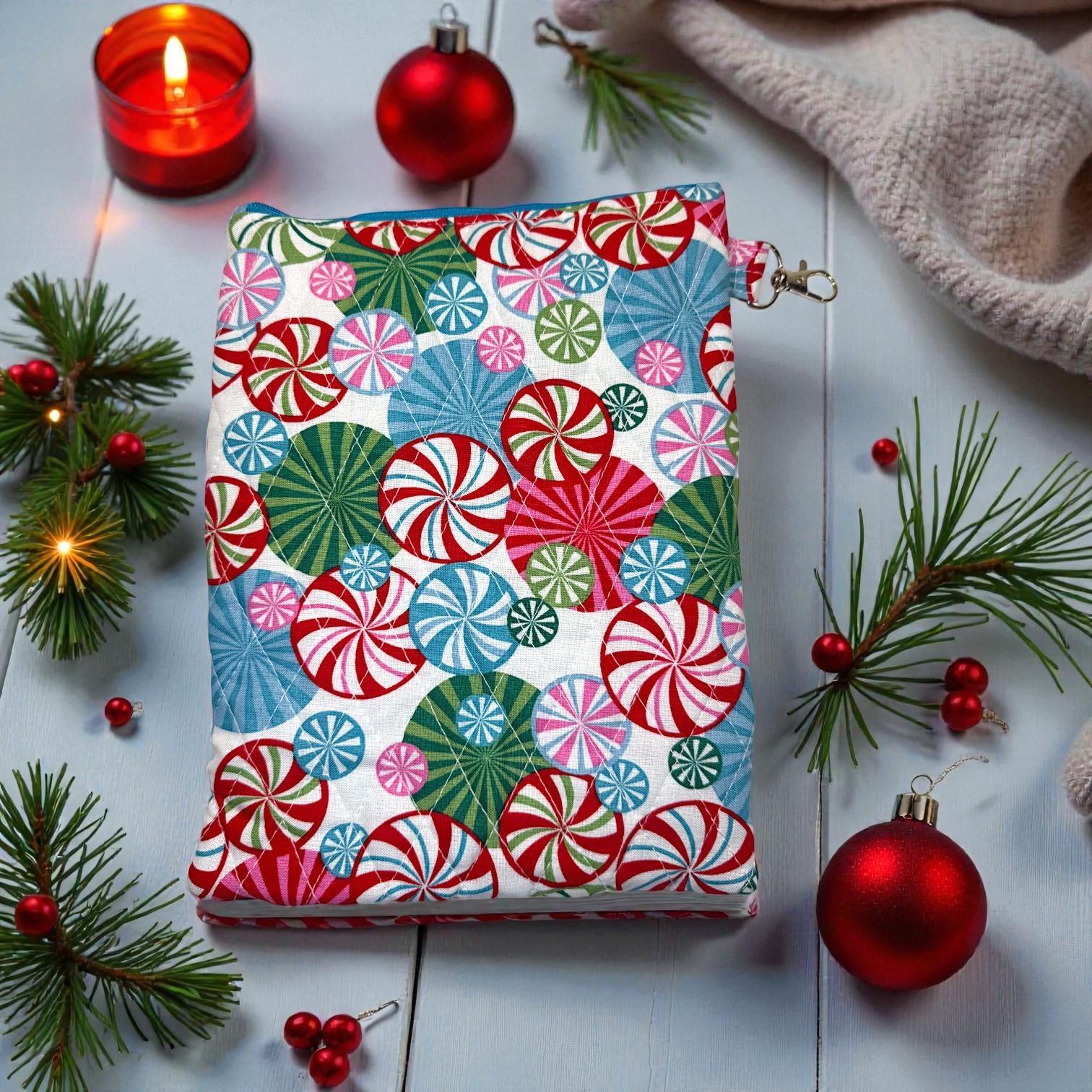 Quilted Kindle Sleeve 7×9.5 – Peppermint Lane Holiday E-Reader Cover – Padded Tablet Case with Zipper Pocket