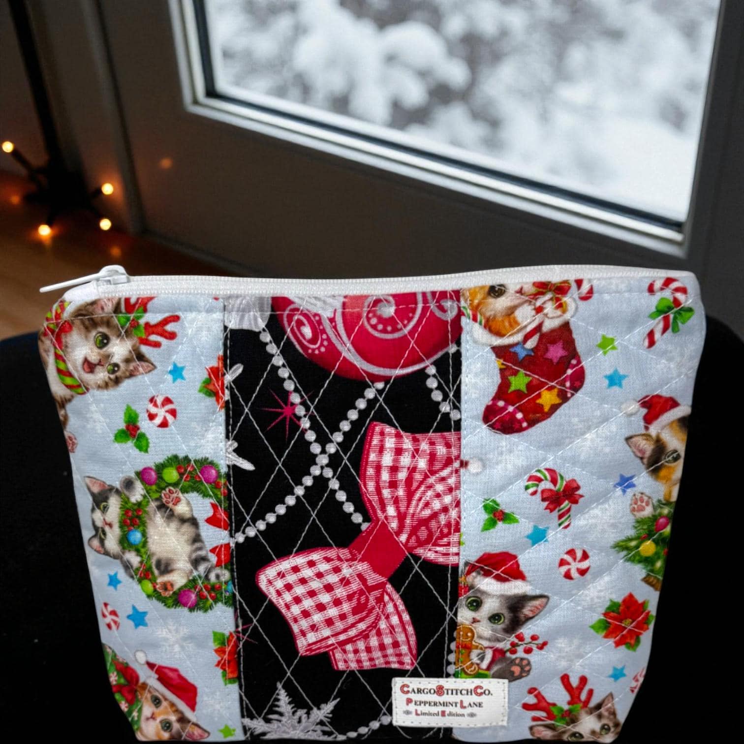 Quilted Pouch 8×6×2 – Holiday Cat Print – Peppermint Lane Limited Edition Bag – White Lights Lining – Boxed Bottom & Slip Pocket