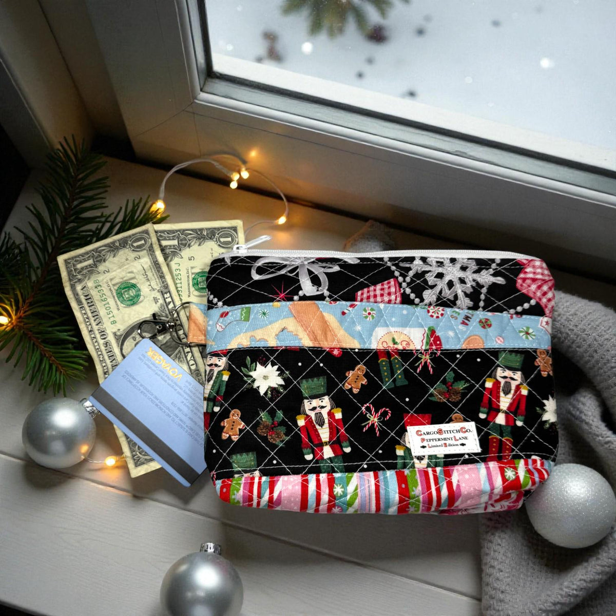 Christmas Patchwork Zipper Pouch, Quilted Organizer Bag with Pockets, Handmade Christmas Gift, Peppermint Lane