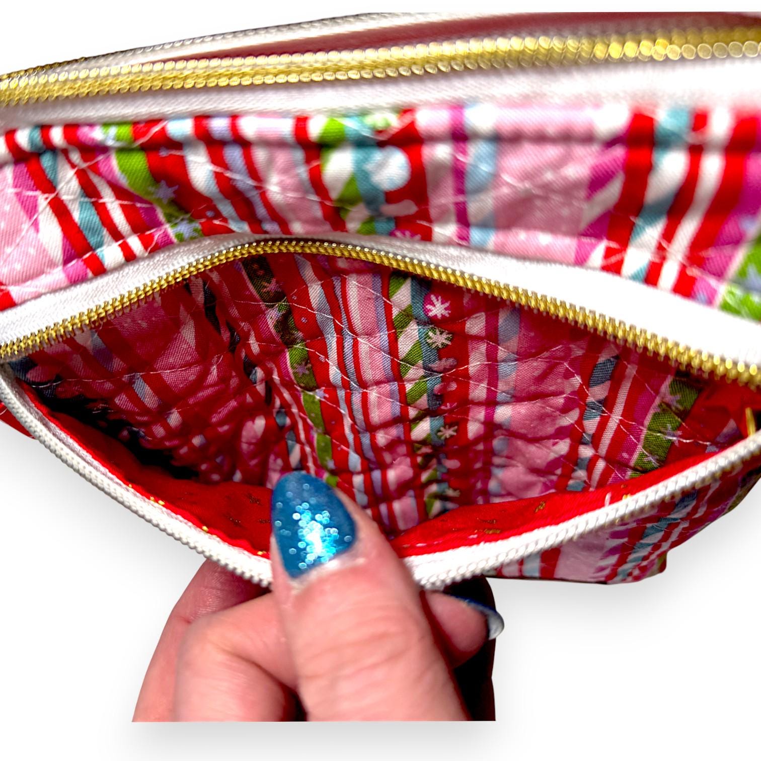 Quilted Kindle Sleeve 9.5×7 – Candy Cane Stripe – Peppermint Lane Limited Edition Holiday E-Reader Case – Slip Pocket + Zipper Pocket