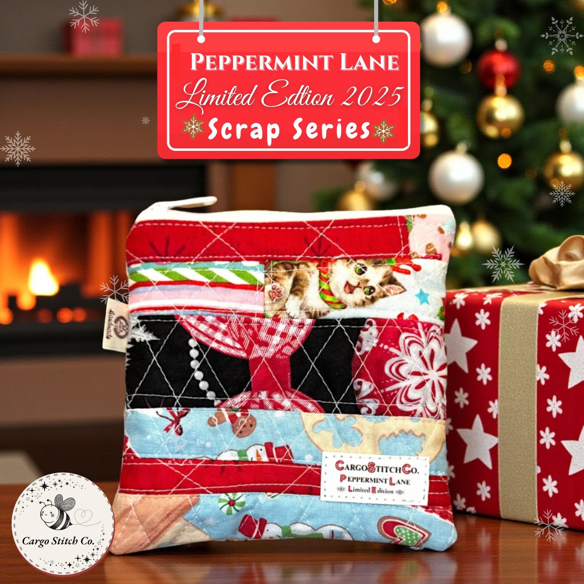 Christmas Patchwork Pouch – 5.5 x 5 Quilted Zipper Bag, Holiday Kitty Mini Wallet, Scrappy Limited Edition Stocking Stuffer