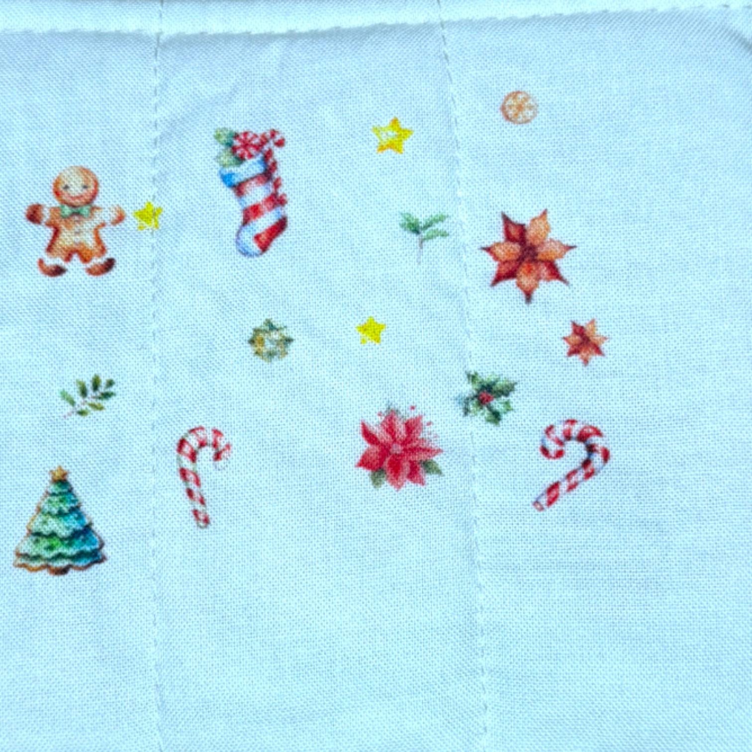 Stitch Quilted Zipper Bag • Peppermint Lane Cozy Bee Christmas Pouch • Handmade Gift • Small Holiday Bag • Stocking Stuffer