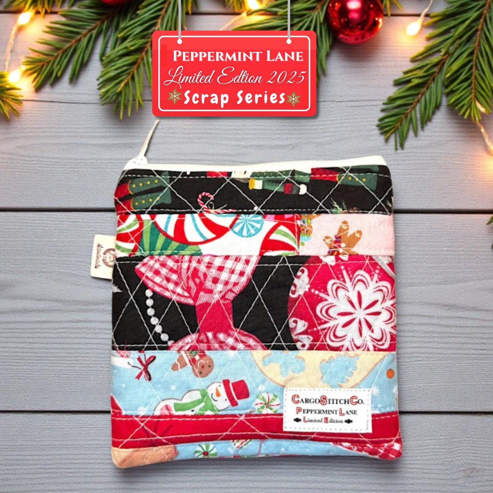 Peppermint Lane Christmas Patchwork Pouch – 5.5 x 5 Quilted Zipper Bag, Cat Holiday Mini Wallet, Scrappy Limited Edition Stocking Stuffer