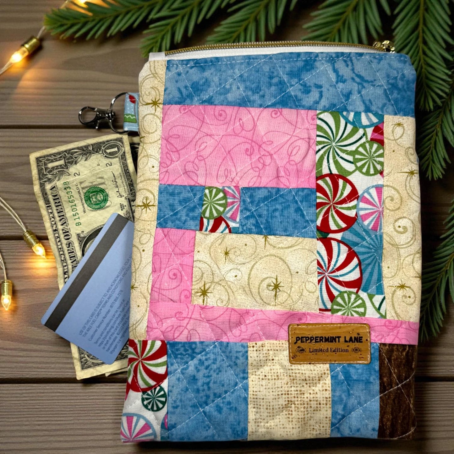 Quilted Tablet Sleeve 7×9.5 – Peppermint Lane Patchwork – Padded iPad Mini & Kindle Case – Holiday Cover with Gold Star Zipper
