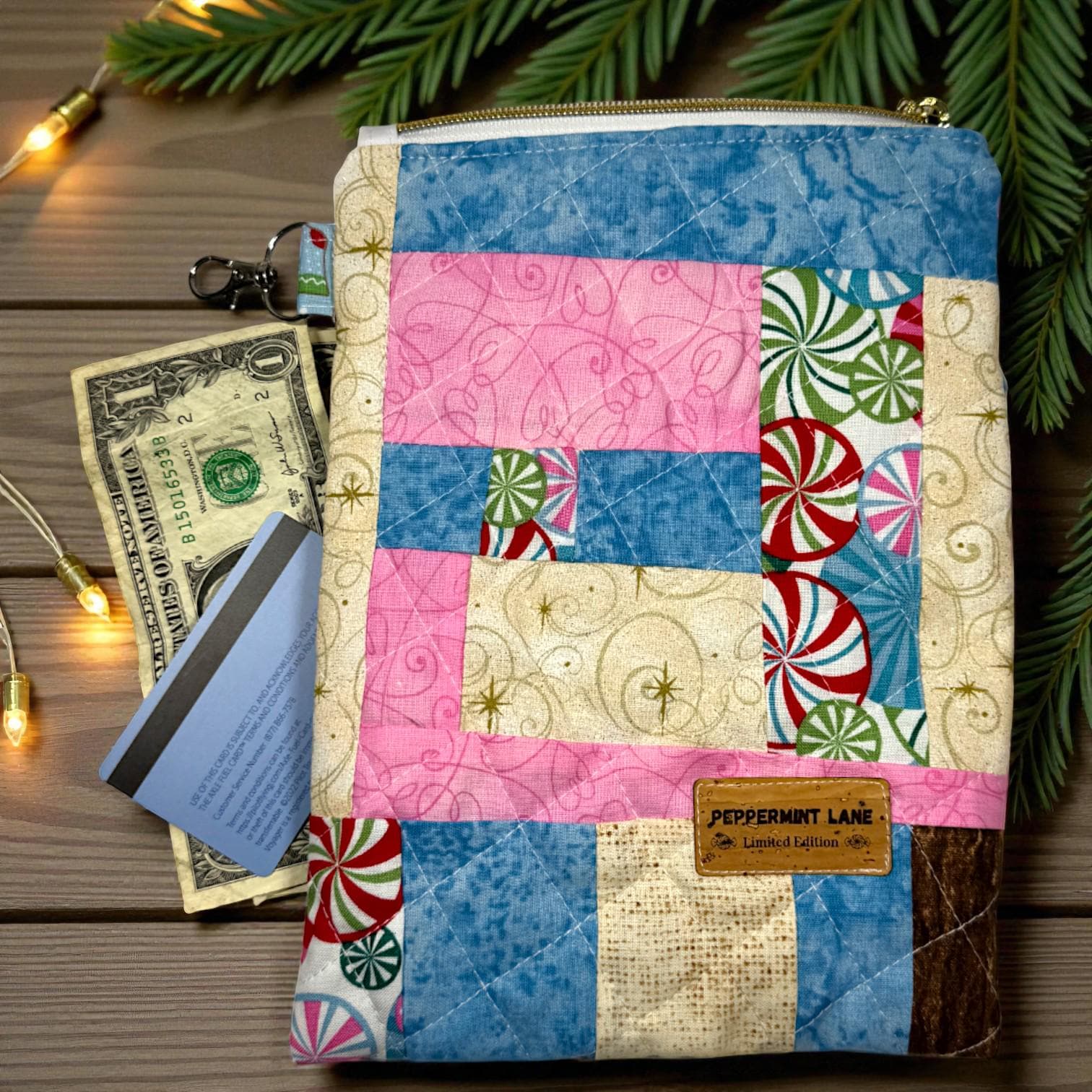 Quilted Tablet Sleeve 7×9.5 – Peppermint Lane Patchwork – Padded iPad Mini & Kindle Case – Holiday Cover with Gold Star Zipper