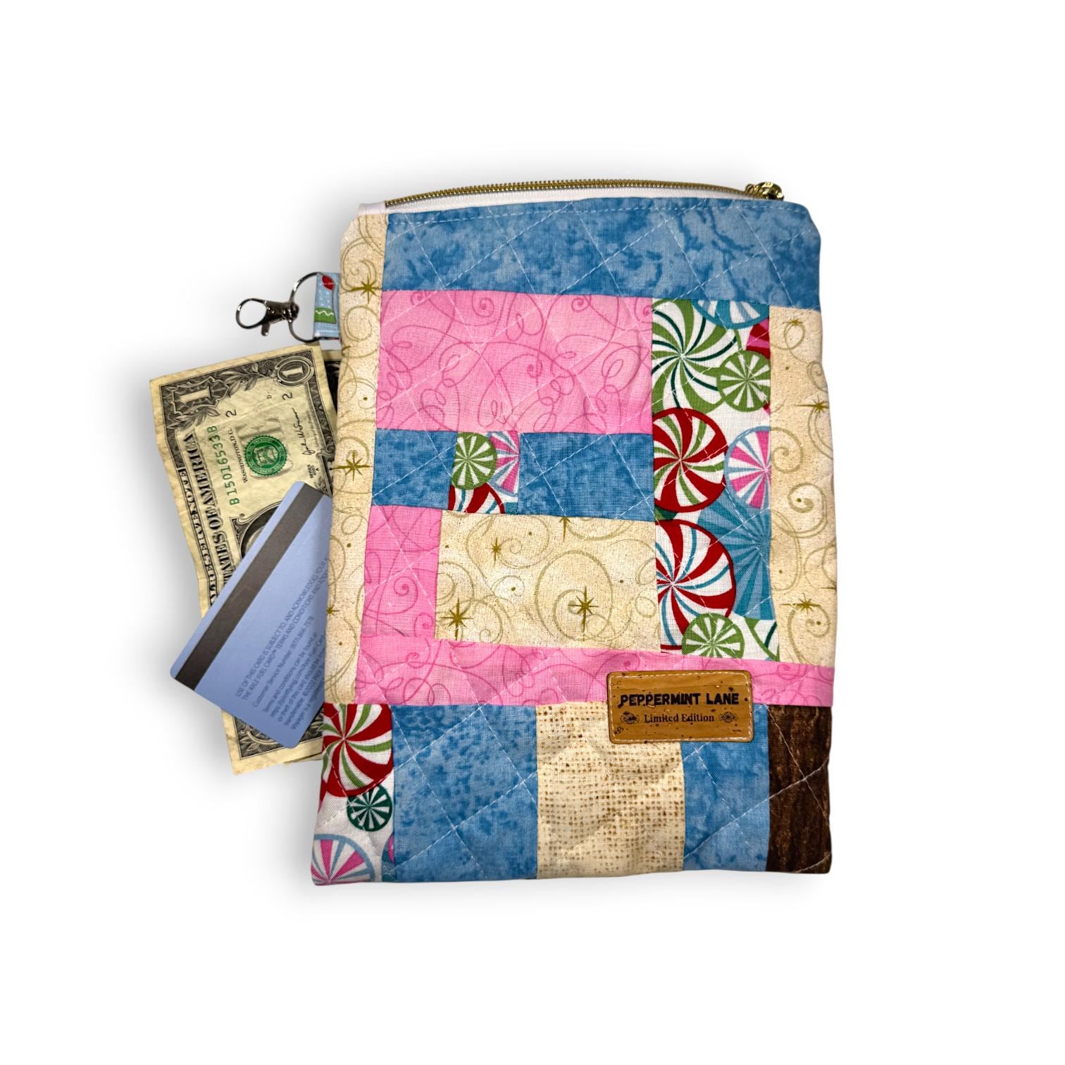 Quilted Tablet Sleeve 7×9.5 – Peppermint Lane Patchwork – Padded iPad Mini & Kindle Case – Holiday Cover with Gold Star Zipper