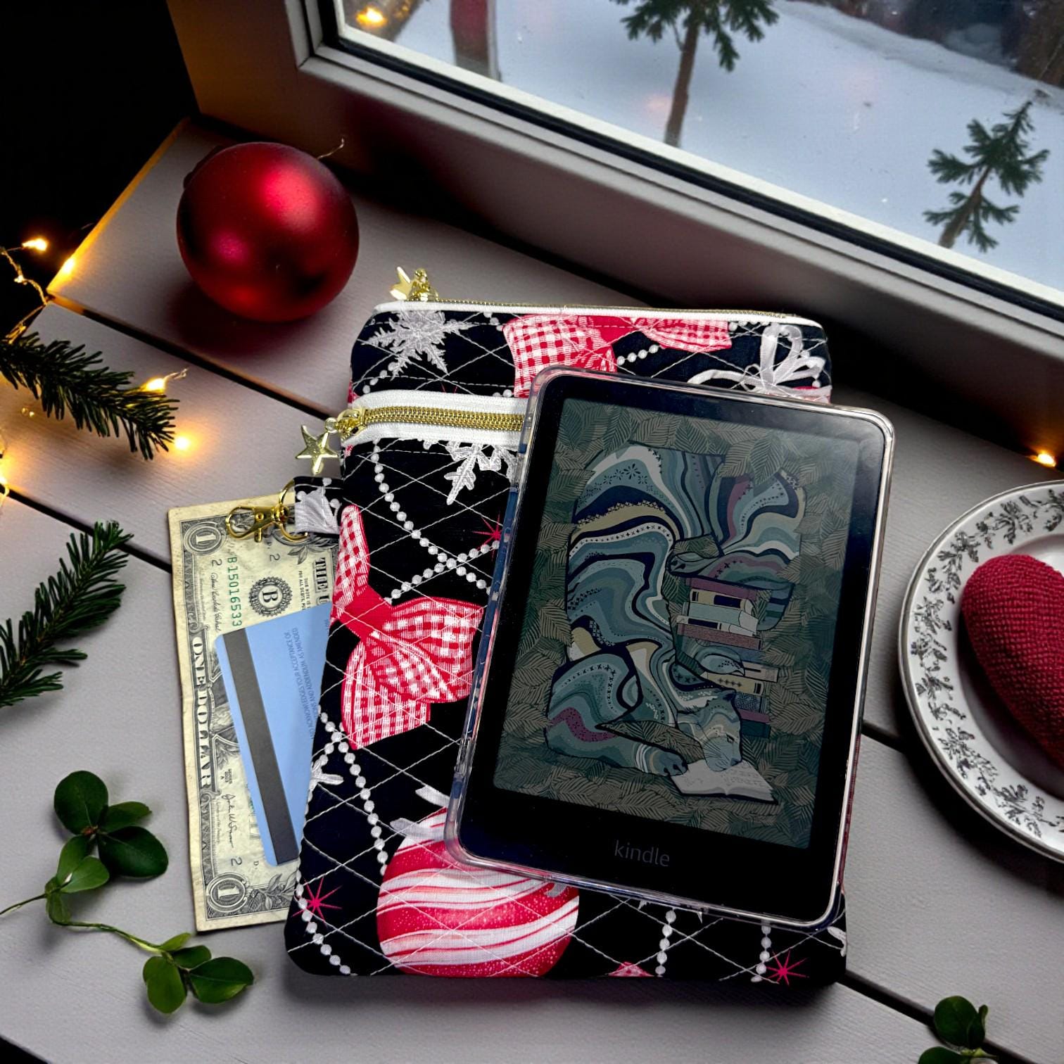 Quilted Kindle Sleeve 9.5×7 – Ornament Print – Peppermint Lane Limited Edition E-Reader Case – Zipper Pocket + Gold Hardware