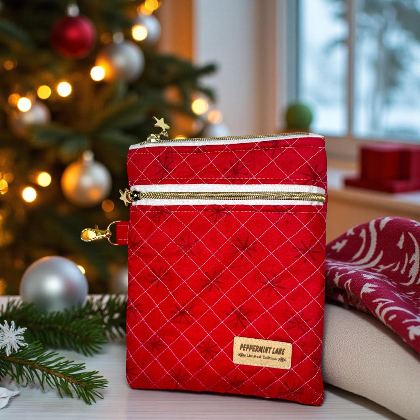 Quilted Kindle Sleeve 9.5×7 – Red Peppermint Lane – Limited Edition Holiday Case – Zipper Pocket + Slip Pocket – Tablet & Journal Pouch