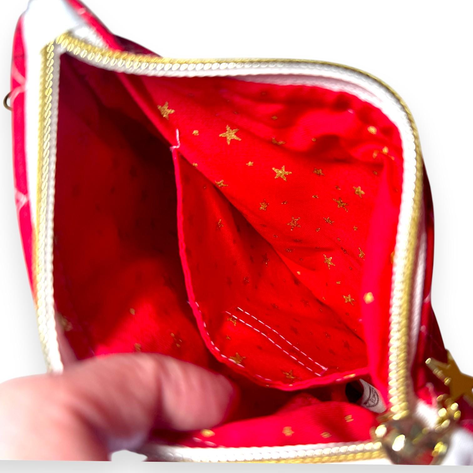 Quilted Kindle Sleeve 9.5×7 – Red Peppermint Lane – Limited Edition Holiday Case – Zipper Pocket + Slip Pocket – Tablet & Journal Pouch