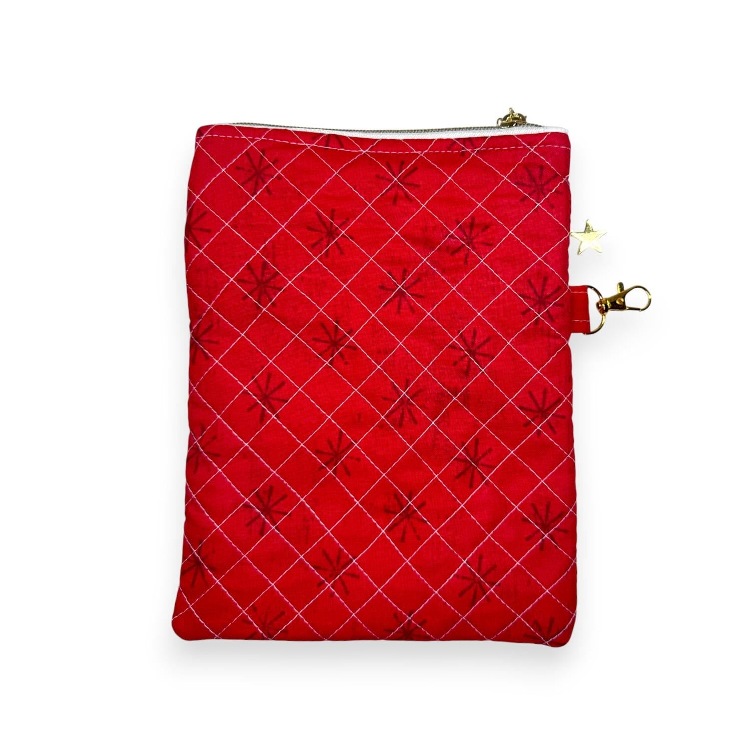 Quilted Kindle Sleeve 9.5×7 – Red Peppermint Lane – Limited Edition Holiday Case – Zipper Pocket + Slip Pocket – Tablet & Journal Pouch
