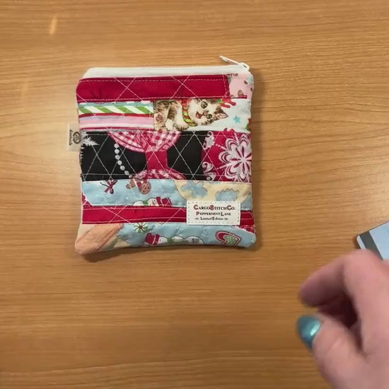 Christmas Patchwork Pouch – 5.5 x 5 Quilted Zipper Bag, Holiday Kitty Mini Wallet, Scrappy Limited Edition Stocking Stuffer