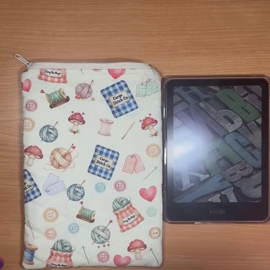 Quilted Book Sleeve, Kindle Sleeve, Journal Sleeve, Book Protector, Zippered Fabric Pouch, Reader Gift, Quilted Kindle Case