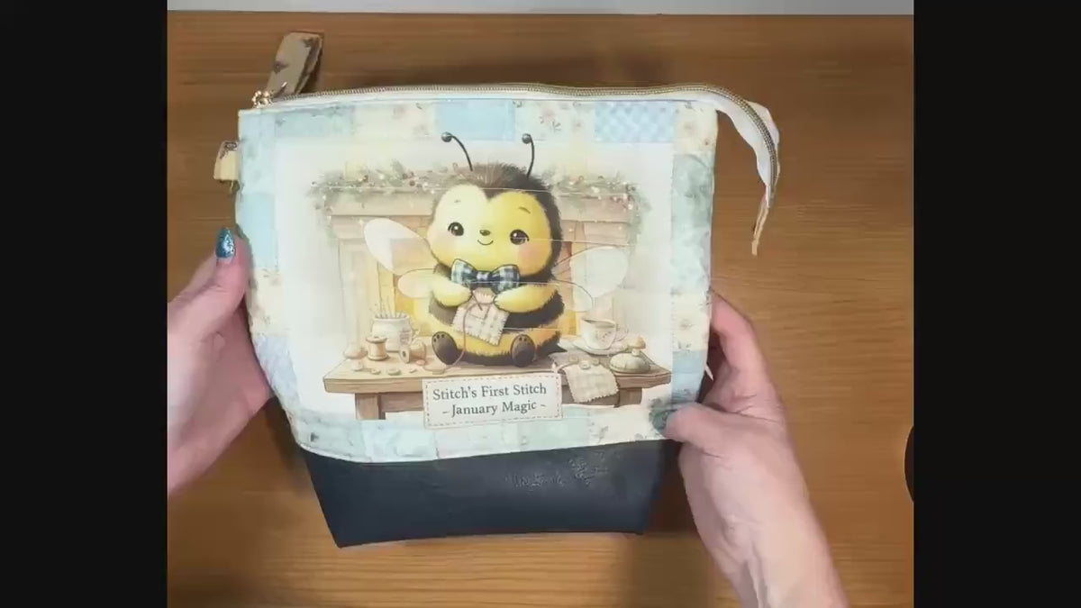 Honeycomb Hollow Quilted Project Bag | XL Bee Zipper Pouch | Journal Craft Bag | Story Zine Included
